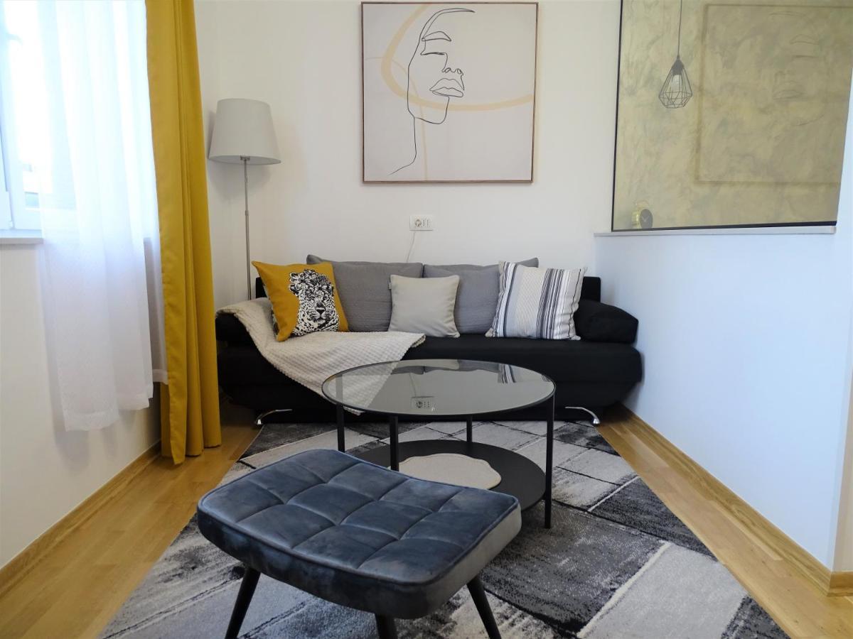 Sunny Oasis Apartment Рийека Екстериор снимка