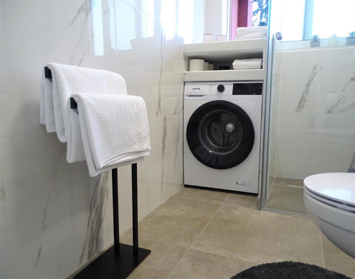 Sunny Oasis Apartment Рийека Екстериор снимка